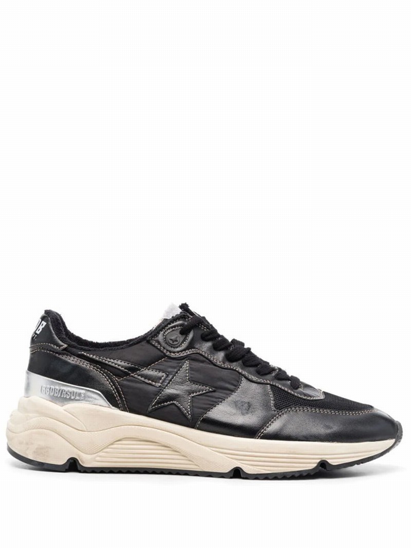 Panelled Low-top Sneakers In Schwarz