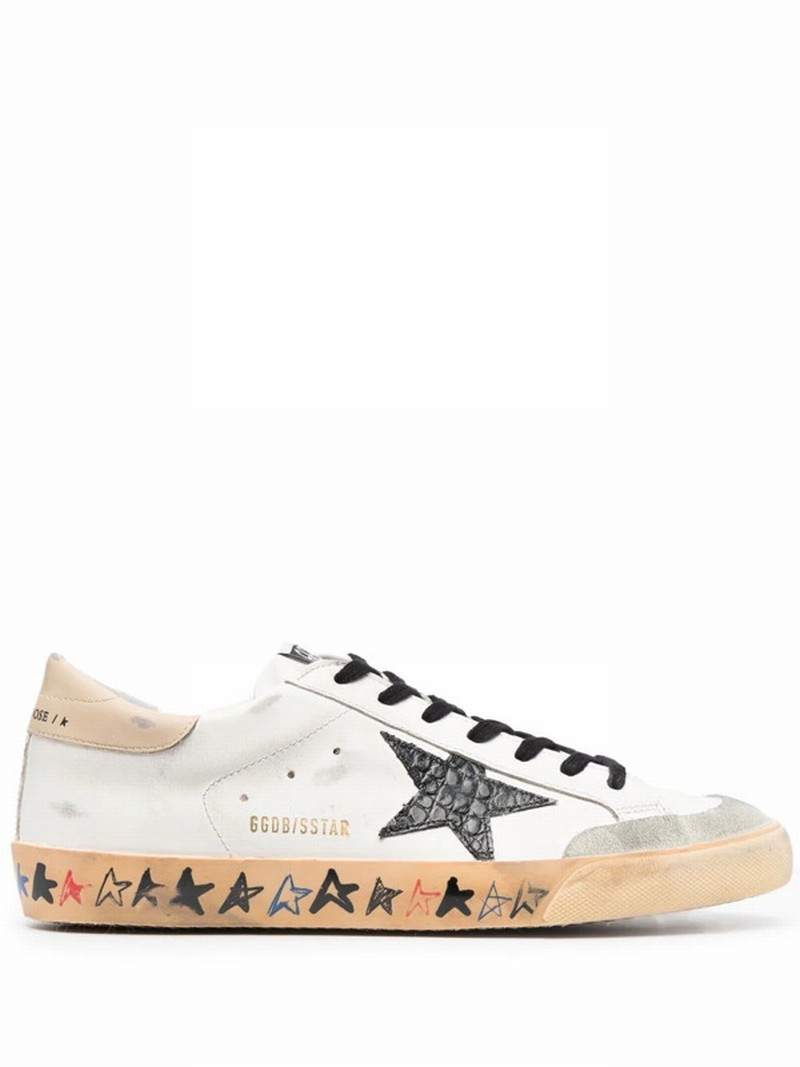 Distressed Low-top Sneakers In White