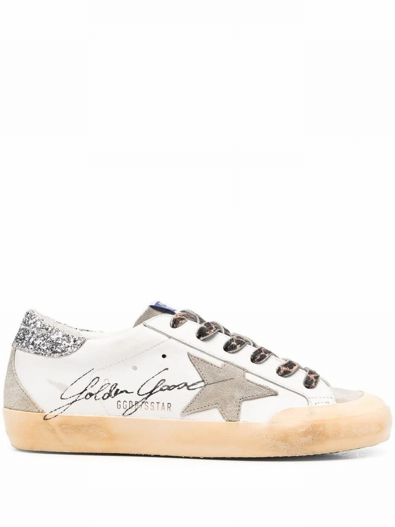 Star Patch Leather Low-top Sneakers In White